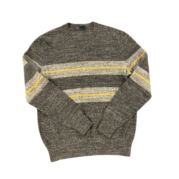 GAP V-Neck Sweater in Gray and Yellow Stripes - Picture 5 of 7